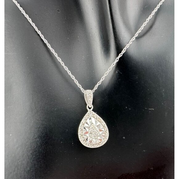 Pear Cut Natural Diamond Pendant Necklace - Picture 2 of 15